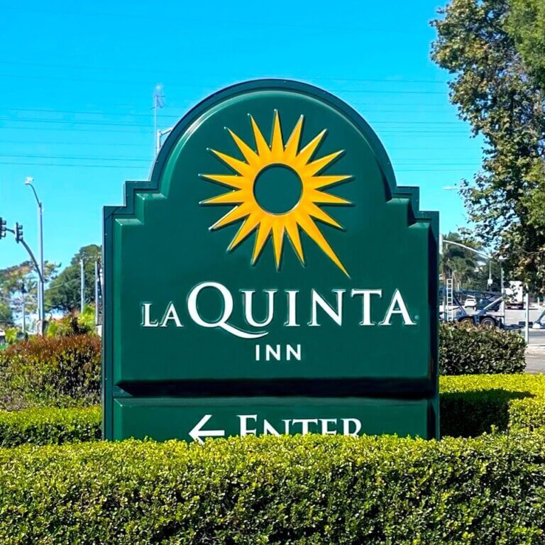 entrance sign for La Quinta